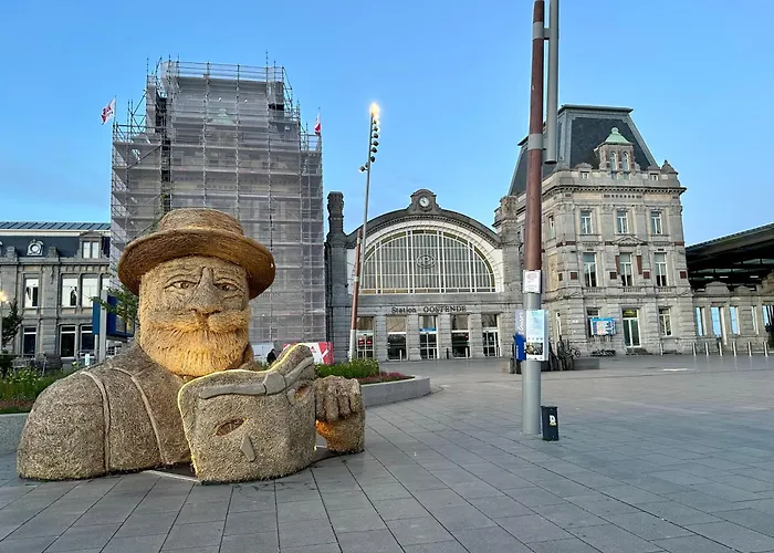 F - 2 Personen - Op 250m De Zee Ostende