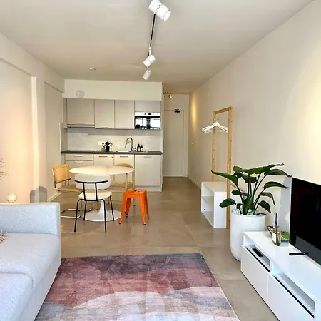 F - 2 Personen - Op 250m De Zee * Остенде